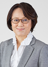 窪田 弘美 氏